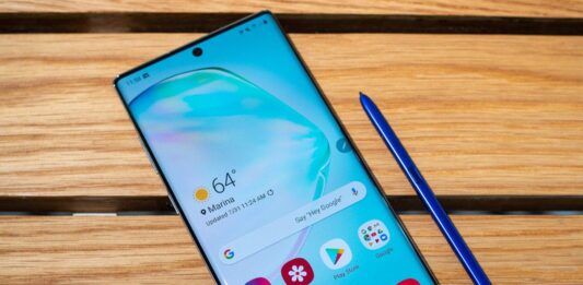 Samsung’s Galaxy Note 10 has a weird feature, Review.