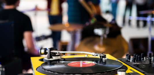 Top 13 best record players in 2022