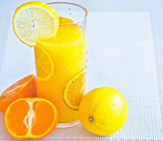 Top 13 Best Juicer Machine in 2022