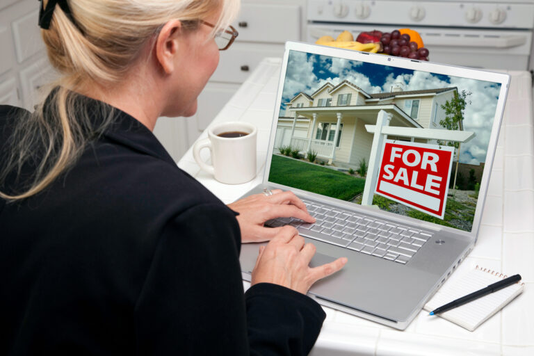 Top 10 Best Laptops for Real Estate Agents in the US 2023