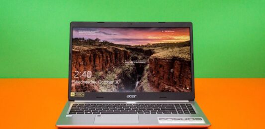 Top 10 Best Laptops under $300 in the US 2023