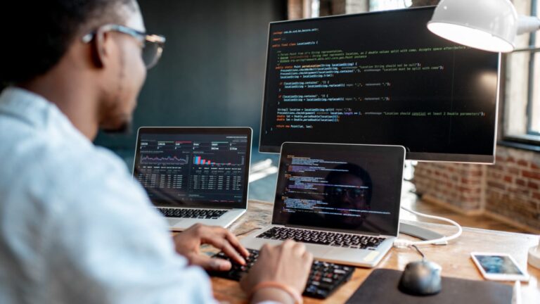 Top 10 Best Laptops for IT Professionals in the US 2023