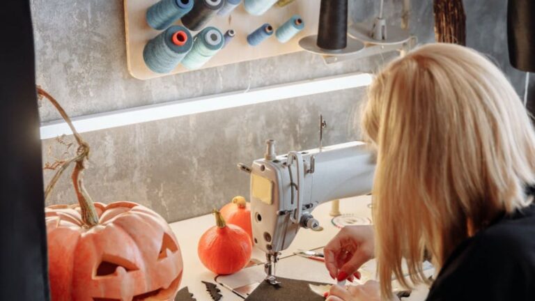 TOP 13 Best Sewing Machine For Quilting