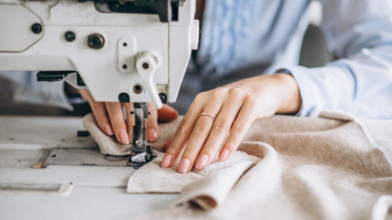 Top 13 best heavy duty sewing machine