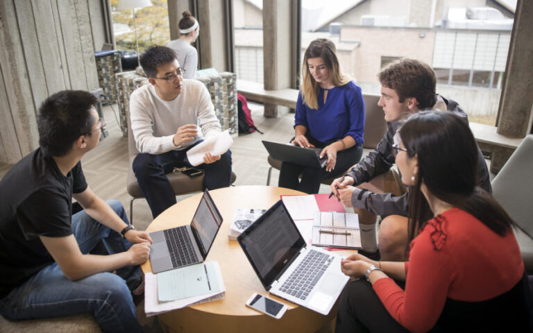 10 Best Laptops for MBA and Marketing Students