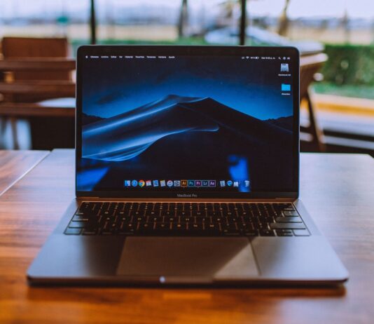 Top 10 Best Laptops for UI, UX and Graphic Designers 2022