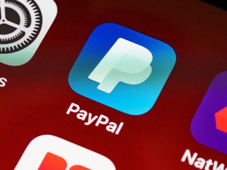 PayPal intends to allow its users to transfer their cryptocurrency to third-party crypto wallets.