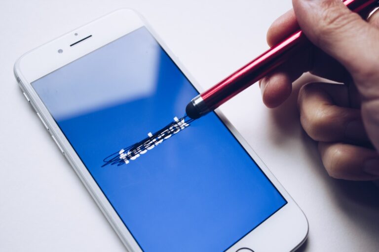 Facebook Gets Sued in France by a Watchdog Over Media and Corona Virus Posts