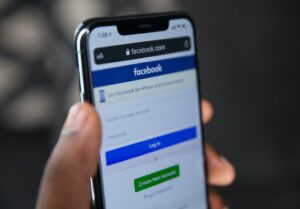 Facebook makes statements upon its most recent controversy, says no financial data, health data, or passwords were compromised 1