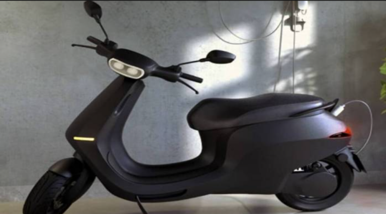 In only 24 hours, Ola electric scooters have received a staggering 1 lakh bookings
