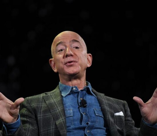 “Jeff Bezos” quits his post as a CEO of Amazon.