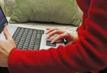 100 women were lured into a Nigerian romance scam