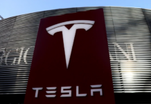 Due to software flaws, Tesla has withdrawn its self-driving beta programme