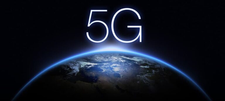 What’s the distinction between 5G, 5G Plus, 5G UW, and 5G UC?