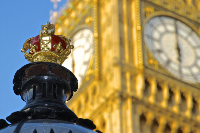 Street Lamp Crown and Big Ben